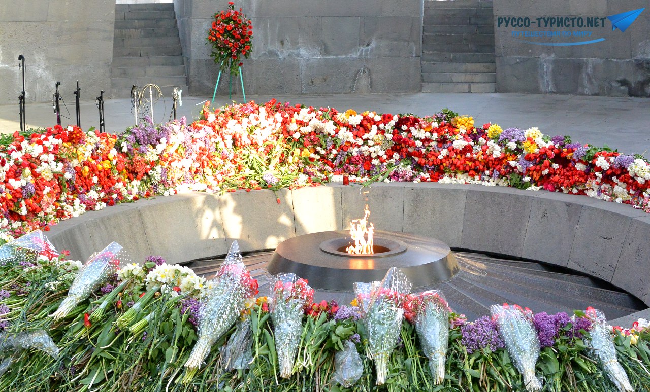 24 апреля 2017, Цицернакаберд - День памяти жертв геноцида армян