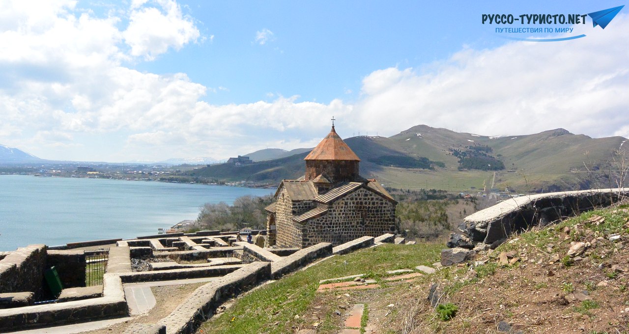 Озеро Севан и монастырь Севаннаванк - Армения