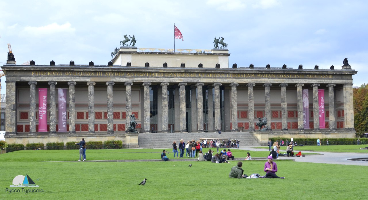 Старый музей в Берлине - фотография