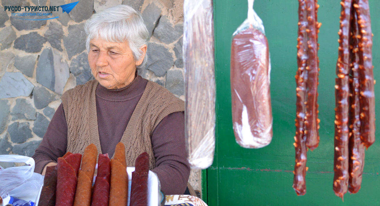 Гарни в Армении, рыно в Гарни, продуктовый базар в Гарни