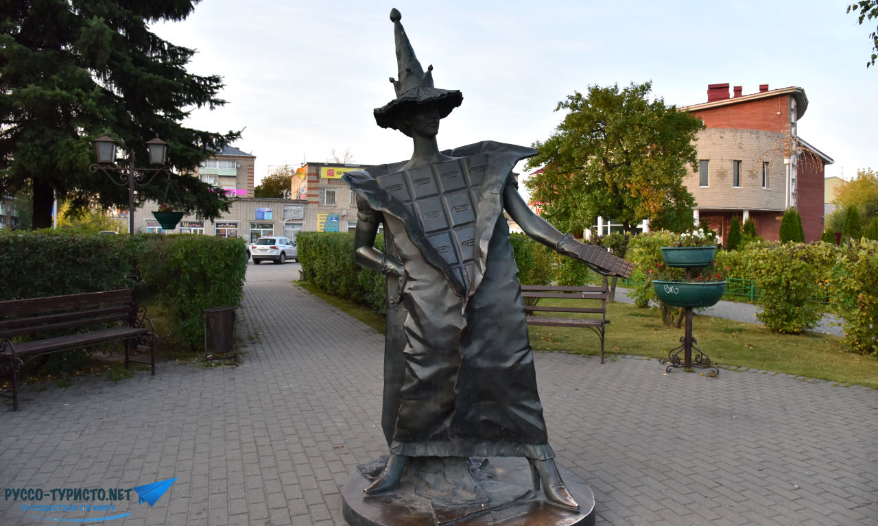 Город Покров Владимирская область, памятник шоколаду в Покрове, Шоколадная фея в Покрове