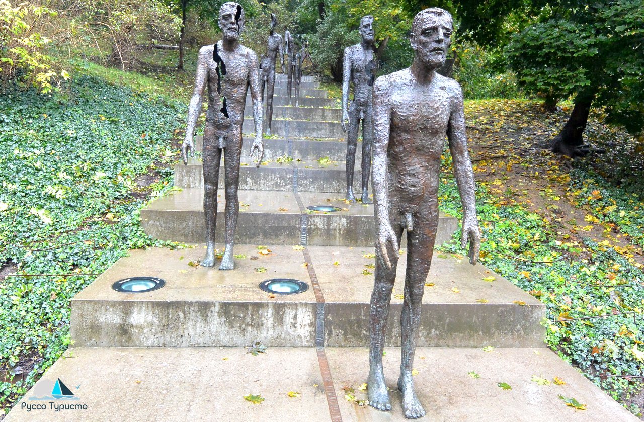 Скульптуры - Жертвы коммунизма - Прага