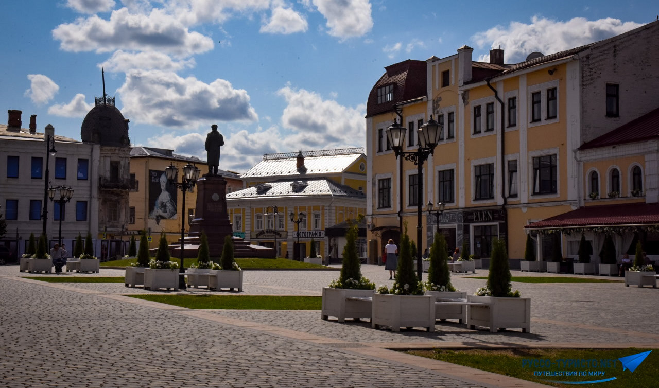 Красная площадь в Рябинске, красивые фото Рыбинска