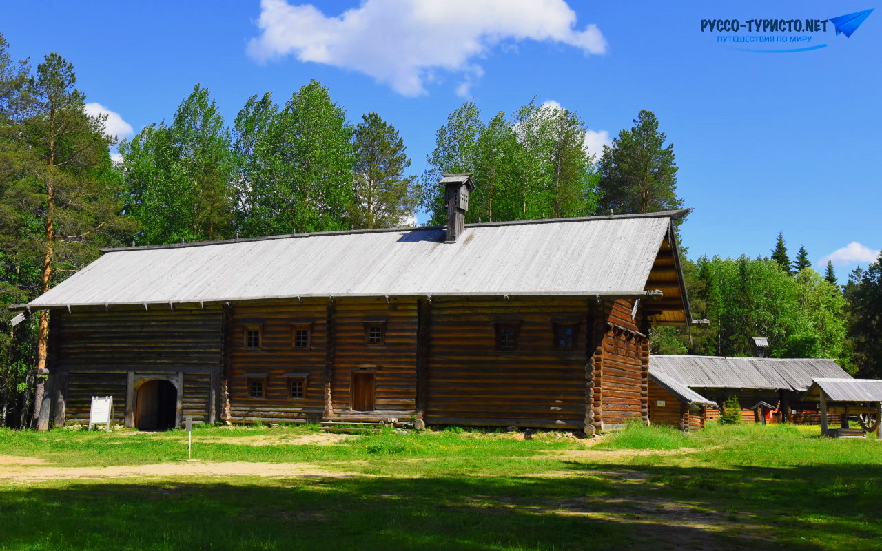 Малые Корелы летом, музей деревянного зодчества, деревня в Архангельской области